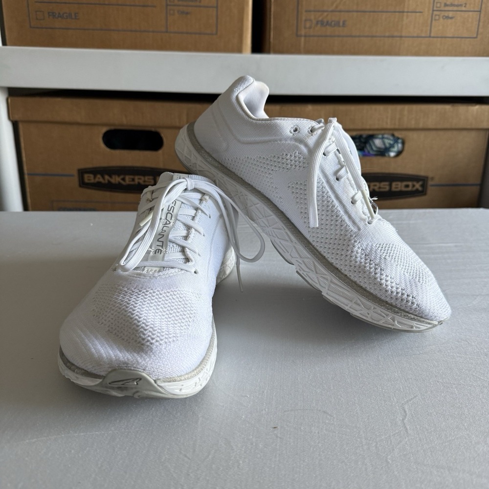 Altra Arrows Escalante 2 Road Running Shoes Womens 10 White Ego Gym Sneakers